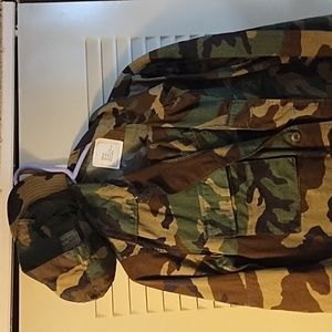 Camouflage Complete Uniform/Hat